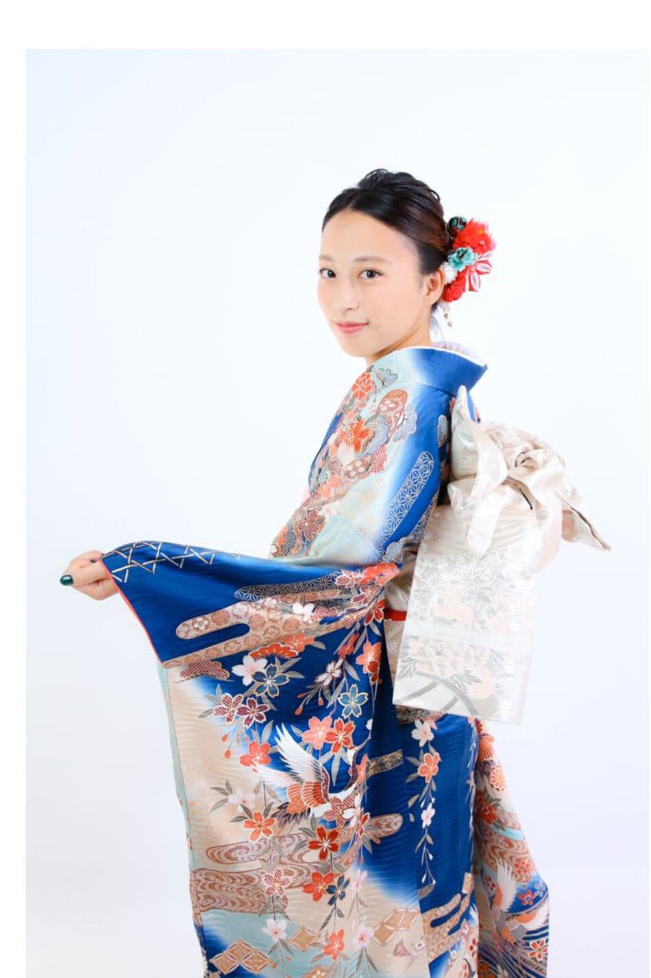 成人式の後ろ姿